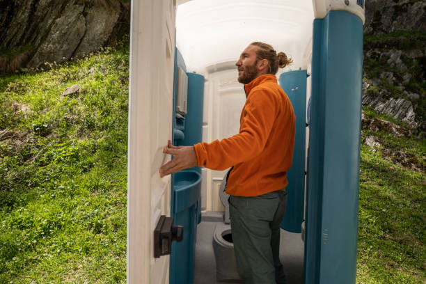 Portable Toilet Options We Offer in Elm Creek, TX